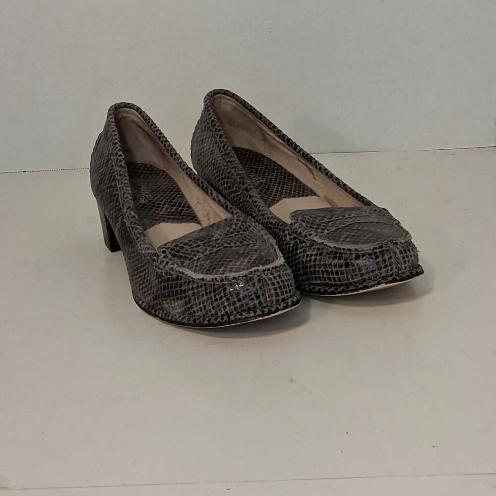 Michael Kors Womens 8.5M Gray Snakeskin Embossed Leather Block Heel Loafers